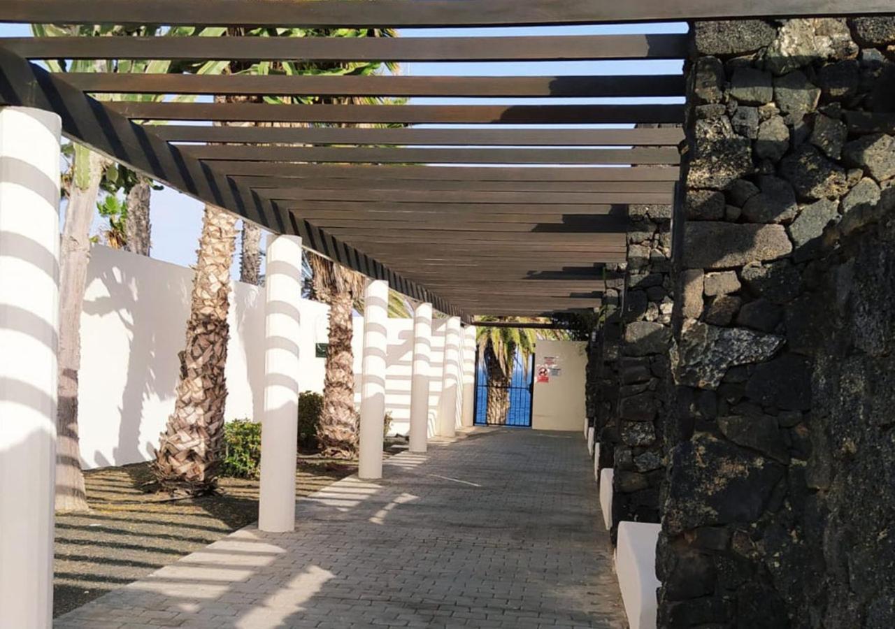 Villa Sun And Sea 4 Front De Mer Playa Rocca Коста-Тегисе Экстерьер фото